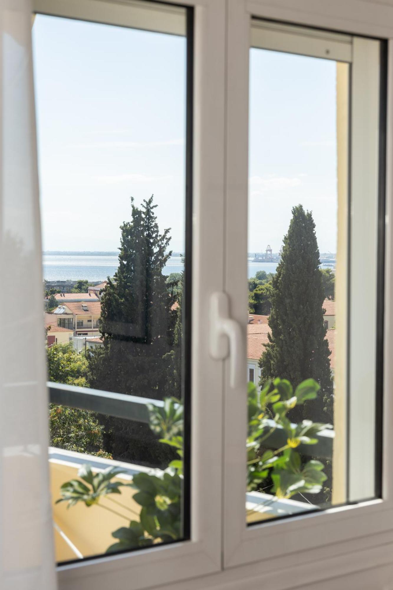 Urban Colors Apartments By Binobi! Thessalonique Extérieur photo